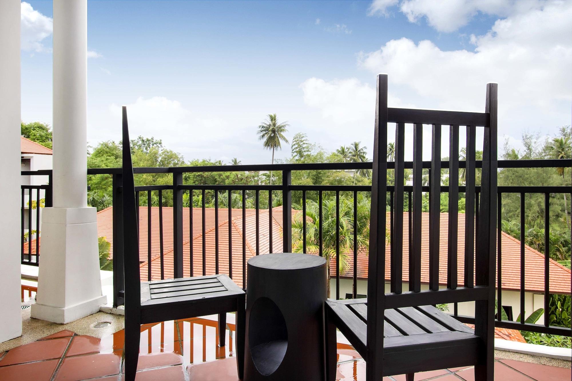 D Varee Mai Khao Beach Exterior photo