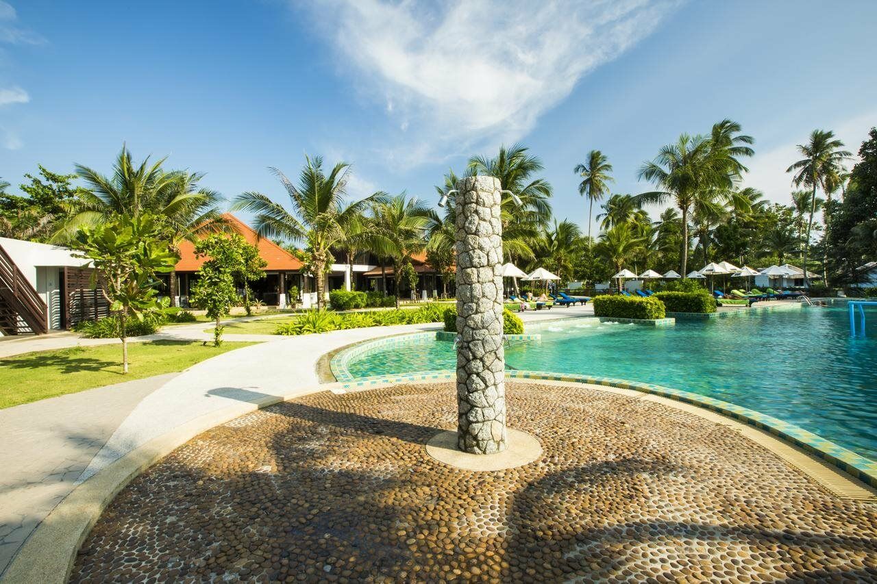 D Varee Mai Khao Beach Exterior photo